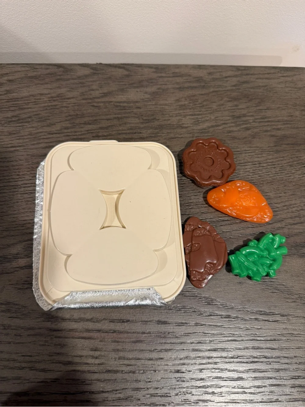 Vintage Fisher Price Fun With Food TV Dinner #2138 Play Food Incomplete